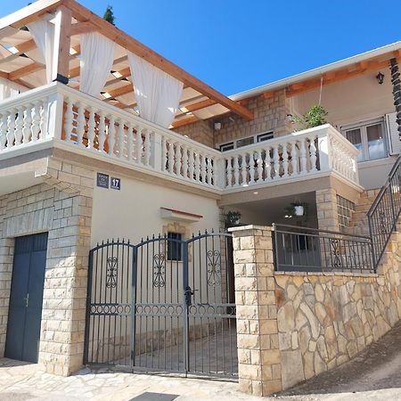 Holiday Home Peran Гребастика Экстерьер фото