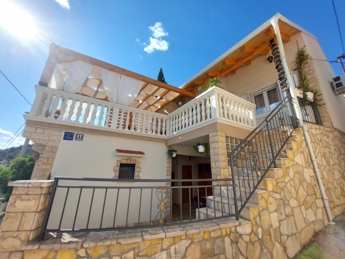 Holiday Home Peran Гребастика Экстерьер фото