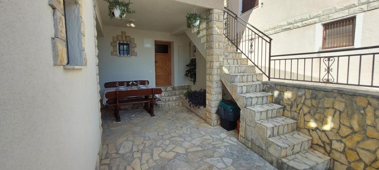 Holiday Home Peran Гребастика Экстерьер фото