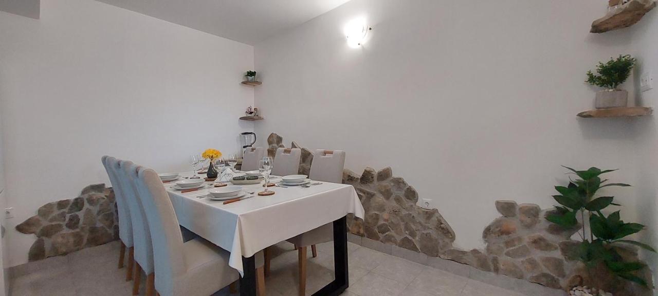 Holiday Home Peran Гребастика Экстерьер фото